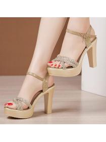 On Sale Pure  Matching Hollow Out Sandal 