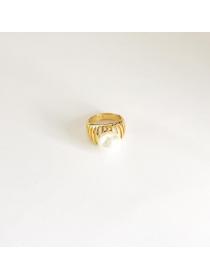 Vintage Simple Design Elegant Pearl Ring