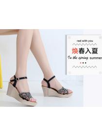 New Korean Fashion Style Wedge Sandal 