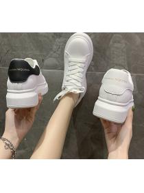 Wholesale White Colour Casual Sneaker