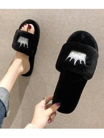 Plush Korean style thermal elmo slippers for women