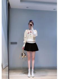 Lastest Fashion Embroideried Loose-fitting Fleece Knitting Wool Sweater 