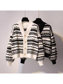 Korean Fashion V-neck Fleece Knitting Wool Long-sleeved Cardigans