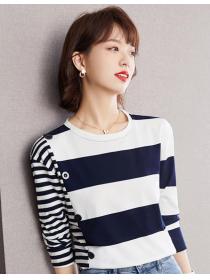 On Sale Color Matching Stripe Fashion Knitting Top 
