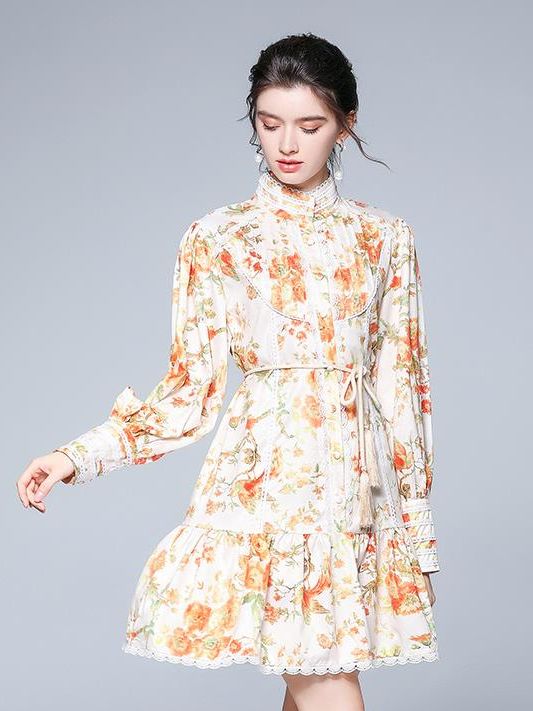 Nobel Style Horn Sleeve Printing Fashion Dress