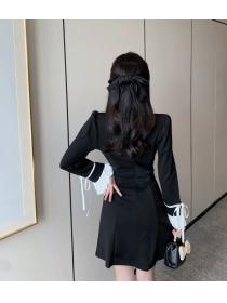 Outlet Petal collar splice slim black-white pinched waist dress