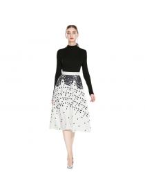 New arrival Slim Knitting Top+Fashion printed Circle skirt