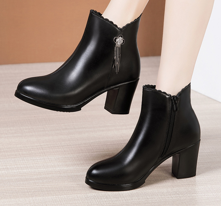 Outlet Black color Comfortable Thick Flatform High heels Boots