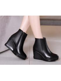 Outlet Unique style Wedge Thick Flatform High heels Boots
