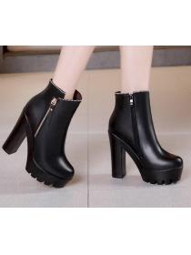 Outlet Winter fashion Round-toe Thick Flatform High heels Non-slip Boots