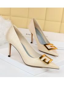 Outlet Korean fashion banquet  thin heels, high heels, shallow mouth, pointed metal square buckle shoes