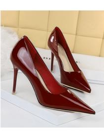 Outlet thin heel shallow mouth pointed lacquered leather profession OL sexy  high-heeled shoes