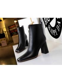 Outlet Fashion and simple boots thick heel  square head sexy nightclub ankle boots