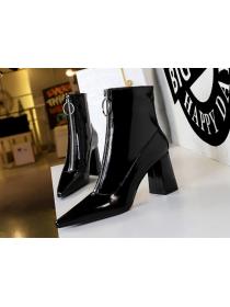 Outlet fashion simple thick heel, high heel, polished leather boots, front zipper decoration winter ankle boots