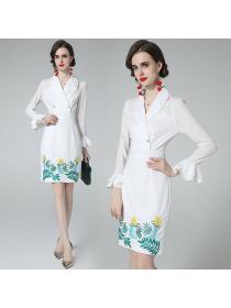 Outlet Long sleeve temperament embroidery white dress for women