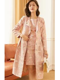 Outlet Autumn new luxury vintage style jacquard carved dress windbreaker coat
