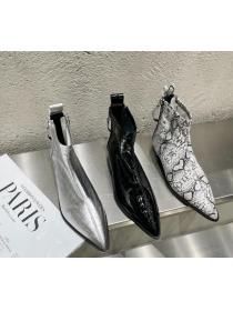 Outlet Autumn/winter Snake print Double zipper pointed flat ankle boots