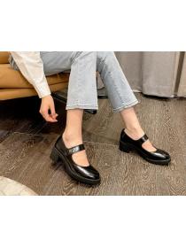 Outlet New low-heeled Mary Jean leather shoes