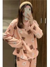 Outlet Autumn and winter new cartoon bear coral fleece warm home pajamas Two pieces set