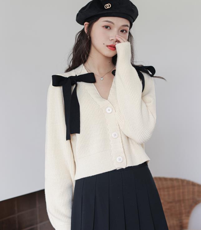 On Sale High Collars Bowknot Matching Sweater
