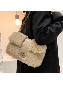 Outlet New fashion female Poupular Chain bag Cross body bag plush small Square bag