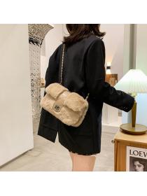 Outlet New fashion female Poupular Chain bag Cross body bag plush small Square bag