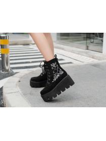 Outlet Platform Thick heel Embroidered Frosted Martin boots