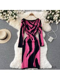 Outlet Autumn&winte Knit dress irregular ripple spell color jacquard skirt