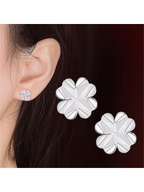 Outlet Simple style Clover Flower Earrings Silver Stud earrings