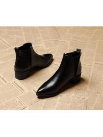 Outlet Fashionable Pointed toe chunky heel ankle boots