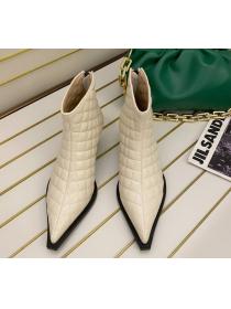Outlet Winter new Korean fashion pointed toe boots