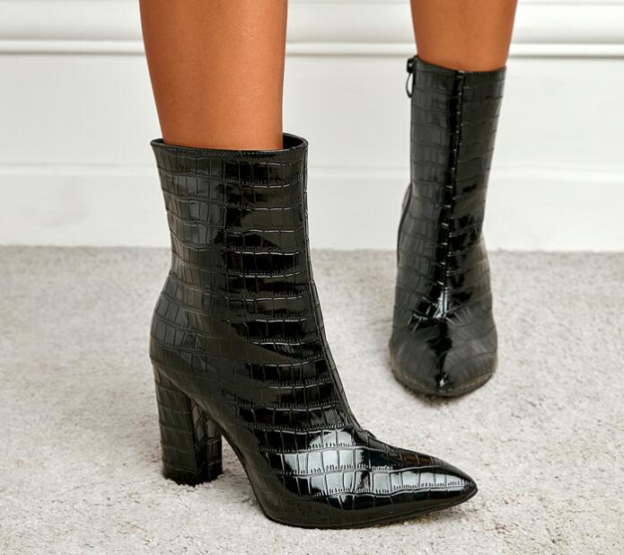 Outlet high heel side zipper large-size short tube Martin patent leather boots