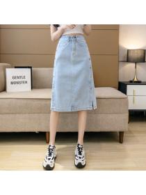 Outlet High-waisted Slim washed denim midi skirt