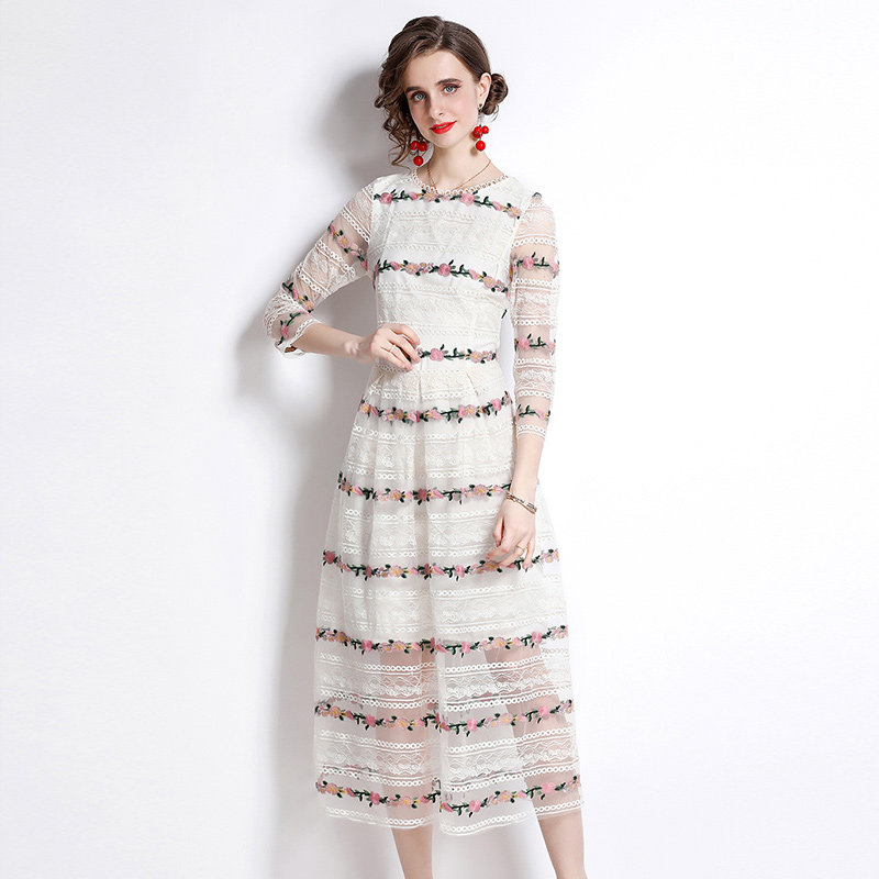 Outlet European Style Short sleeve embroidery fashion spring slim dress