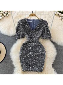 Outlet Spring new sparkling sequins slim-fit V-neck short-sleeved hip-full dress