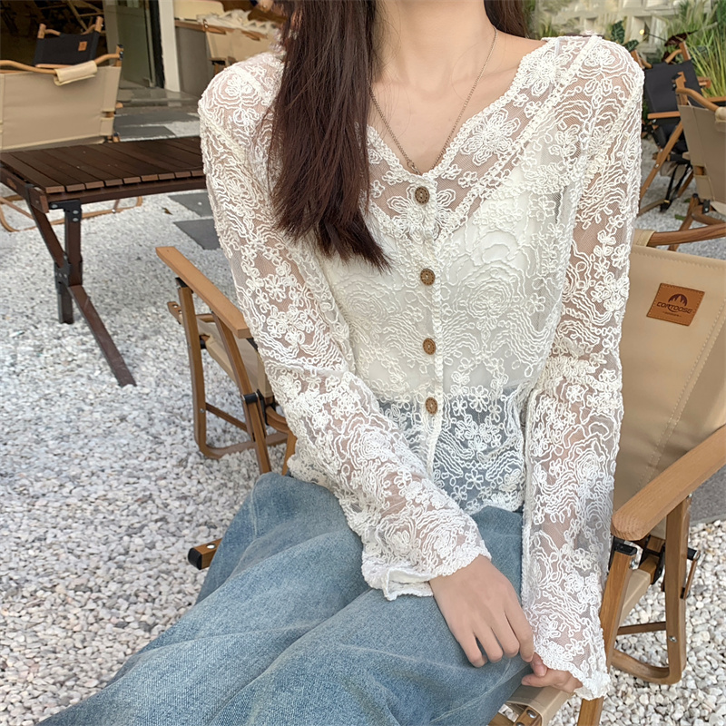 Outlet Spring V-neck lace cardigan wears outside crochet tops