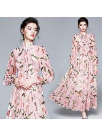 On Sale Show Waist  Long Sleeve Lily Print Dress
