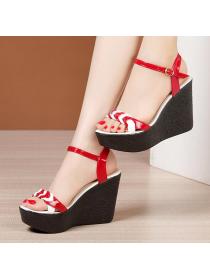 Outlet New Fashion Matching Platform Open Toe Sandals