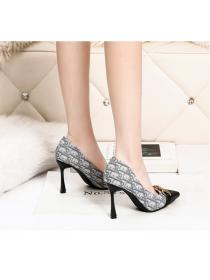 Outlet Elegant Slim shoes European fashion high-heeled shoes for women