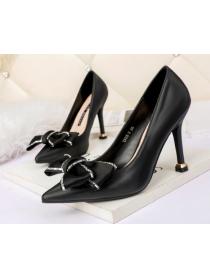Outlet Korean fashion pointed toe shallow high heels women's nightclub shoes
