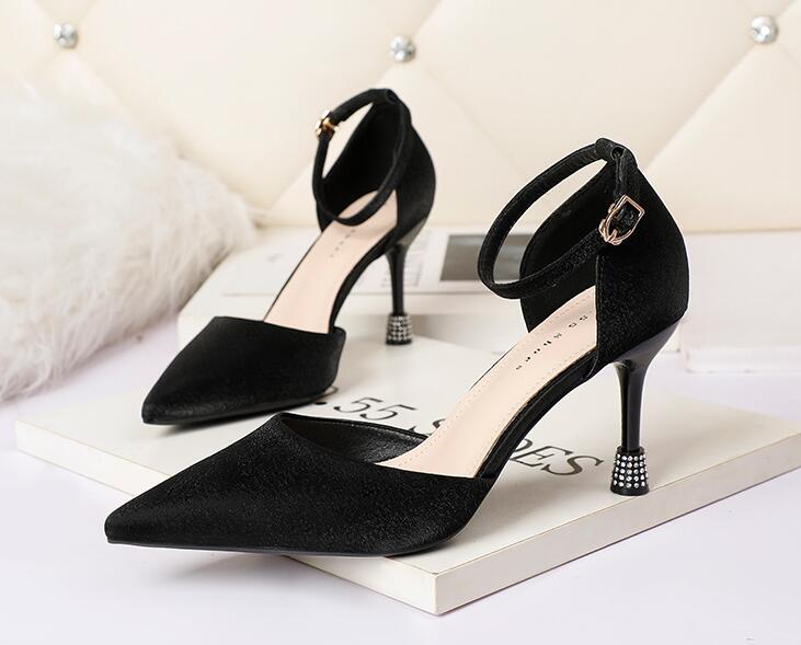 Outlet Korean fashion pointed toe shallow mouth high-heeled professional OL shoes