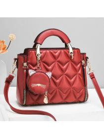 Outlet Spring and summer fashion matching shoulder handbag for women