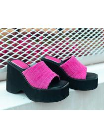 Outlet European fashion slippers with thick soles wedges and high heels