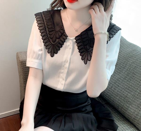 On Sale Embroidered Contrast Doll Collar Shirt