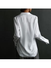 Outlet Summer new long-sleeved satin ice silk long-sleeved white shirt
