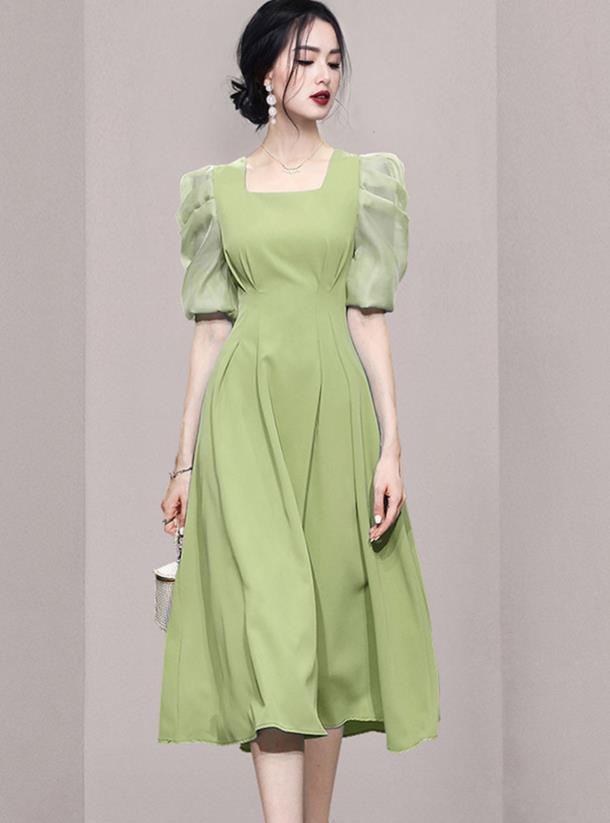 Temperament French square neck puff sleeves waist slim mid-length dress
