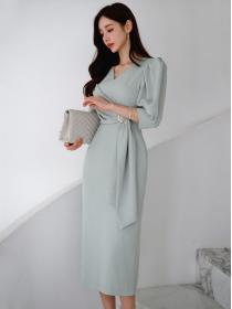 Korean Style temperament slim V-neck fashion waist and slim bag hip mid-length dress