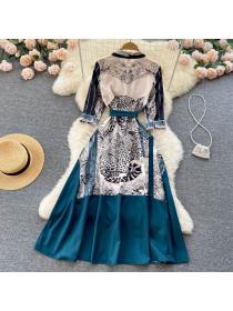Vintage style temperament dress Colorful print long dress for women