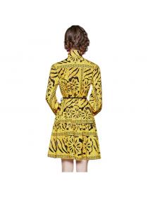 European fashion Lantern Sleeve Ruffle Single-Breasted Long-sleeved Dress