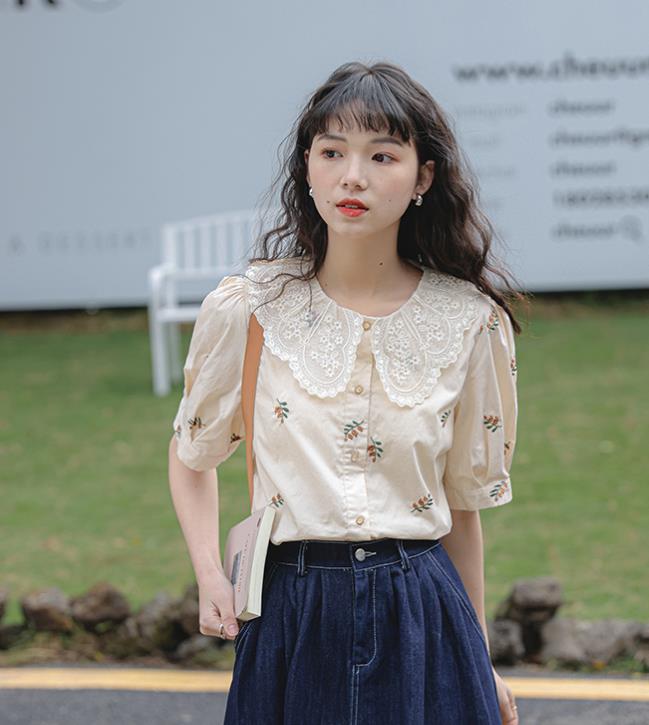 Embroidered doll collar loose Pure Color Blouse